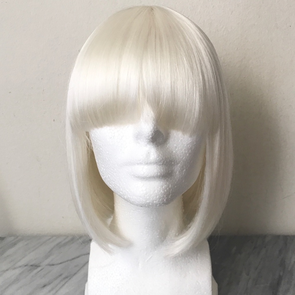 New Synthetic Hair Platinum White Bob Wig w/ Bangs